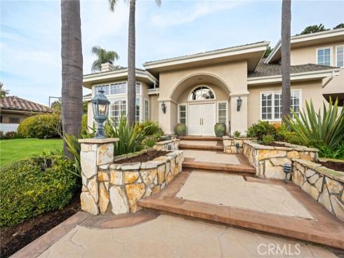 4 Huntington Court, Newport Beach, CA