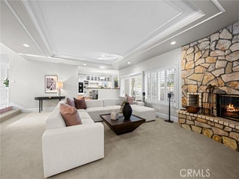 4 Huntington Court, Newport Beach, CA