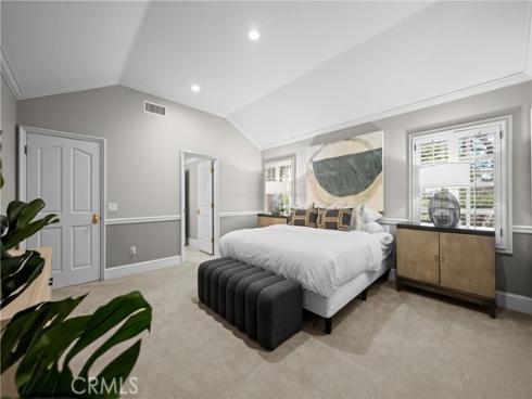 4 Huntington Court, Newport Beach, CA