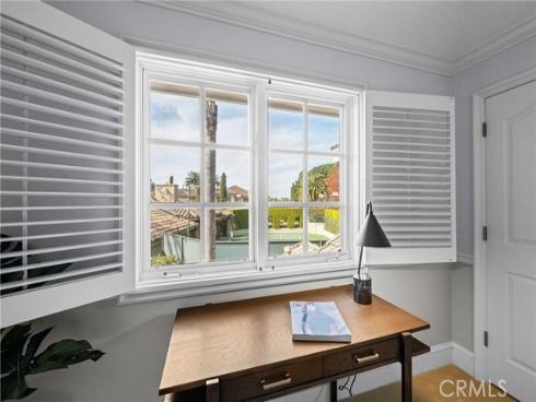 4 Huntington Court, Newport Beach, CA