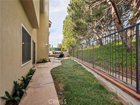 4 Huntington Court, Newport Beach, CA