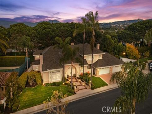 4 Huntington Court, Newport Beach, CA