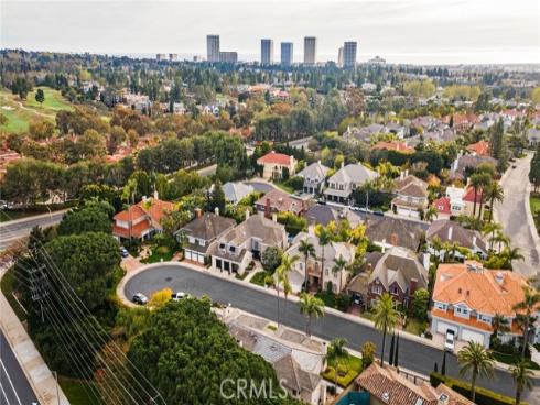 4  Huntington   Court, Newport Beach, CA