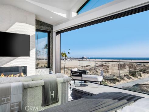 218 E Oceanfront  , Newport Beach, CA