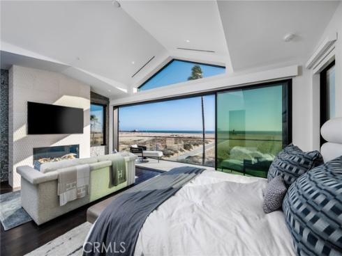218 E Oceanfront  , Newport Beach, CA