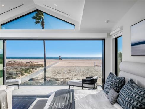 218 E Oceanfront  , Newport Beach, CA