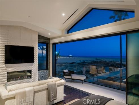 218 E Oceanfront  , Newport Beach, CA