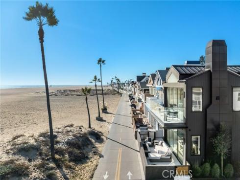 218 E Oceanfront  , Newport Beach, CA