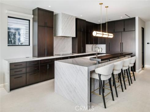 218 E Oceanfront  , Newport Beach, CA