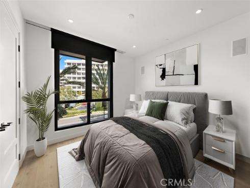 1431 Santa Barbara Drive, Newport Beach, CA