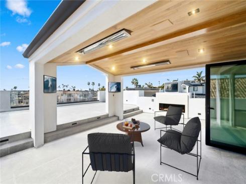 20  Balboa Coves  , Newport Beach, CA