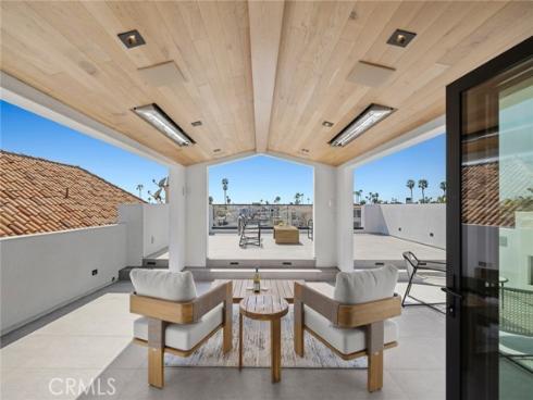 20  Balboa Coves  , Newport Beach, CA