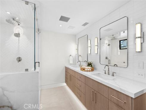 20  Balboa Coves  , Newport Beach, CA