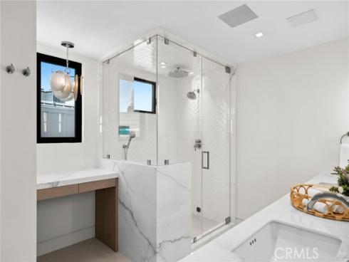 20  Balboa Coves  , Newport Beach, CA