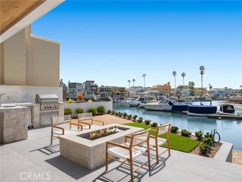 20  Balboa Coves  , Newport Beach, CA
