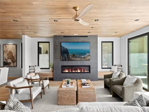 20  Balboa Coves  , Newport Beach, CA