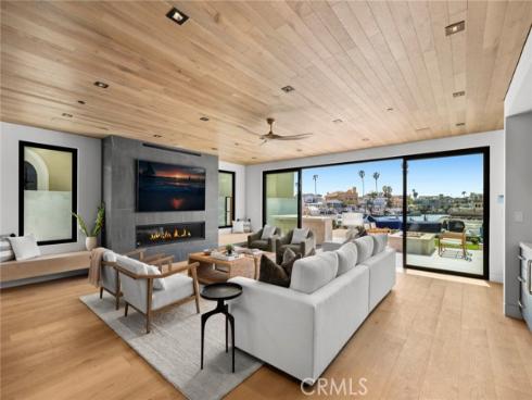 20  Balboa Coves  , Newport Beach, CA