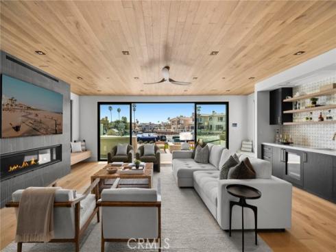 20  Balboa Coves  , Newport Beach, CA