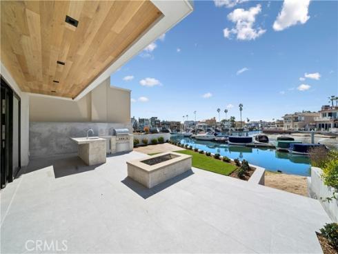 20  Balboa Coves  , Newport Beach, CA