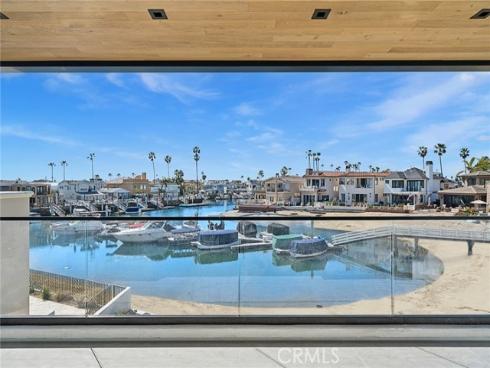 20  Balboa Coves  , Newport Beach, CA