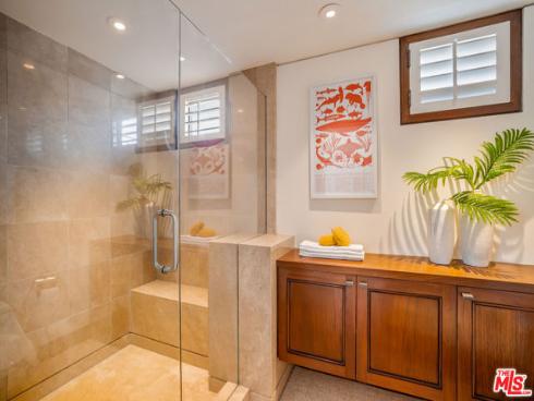 13 Bay Island , Newport Beach, CA