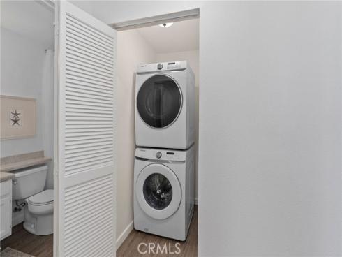 259  Chesterfield  , Newport Beach, CA