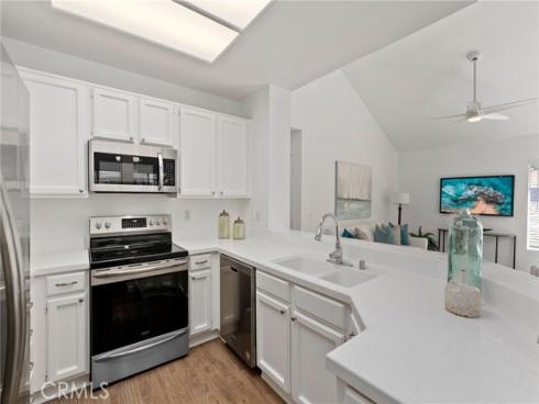 259  Chesterfield  , Newport Beach, CA