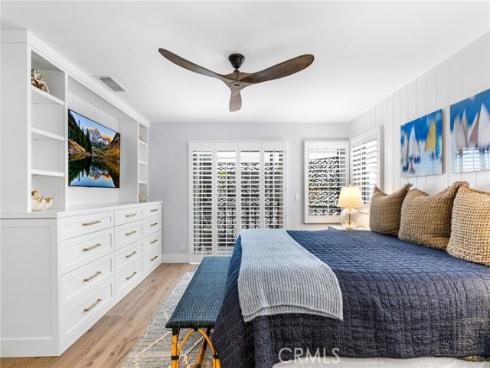 1819 W Bay A Avenue, Newport Beach, CA