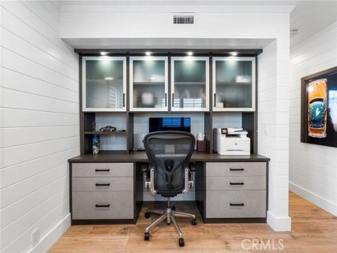 1819 W Bay A Avenue, Newport Beach, CA