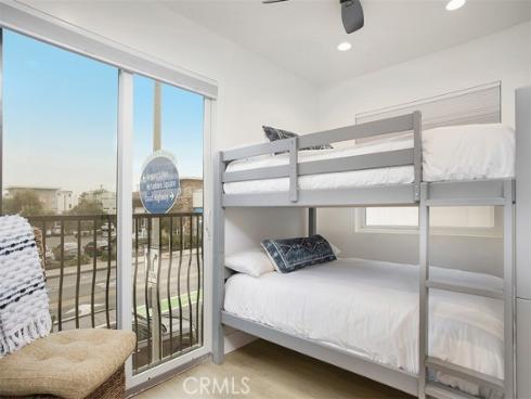 215 32nd Street, Newport Beach, CA