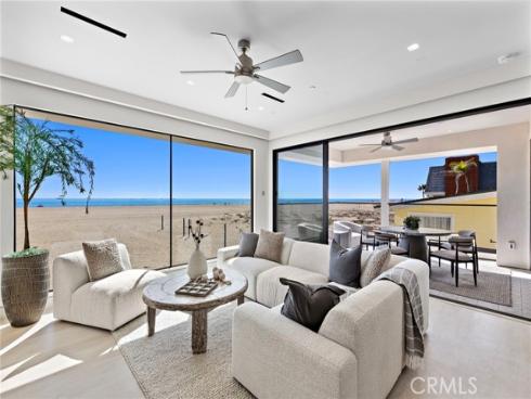 706 W Oceanfront  , Newport Beach, CA