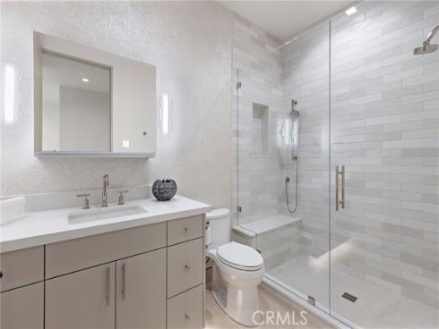 706 W Oceanfront  , Newport Beach, CA