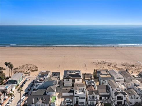 706 W Oceanfront  , Newport Beach, CA