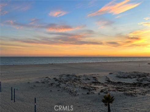 706 W Oceanfront  , Newport Beach, CA