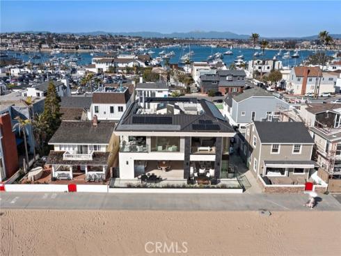 706 W Oceanfront  , Newport Beach, CA