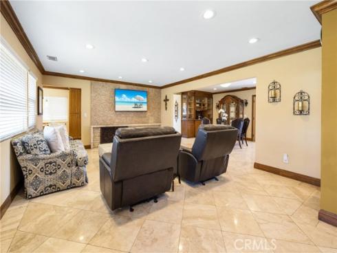 401 Holmwood Drive, Newport Beach, CA