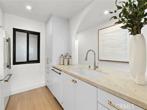 600 E Oceanfront 1A , Newport Beach, CA