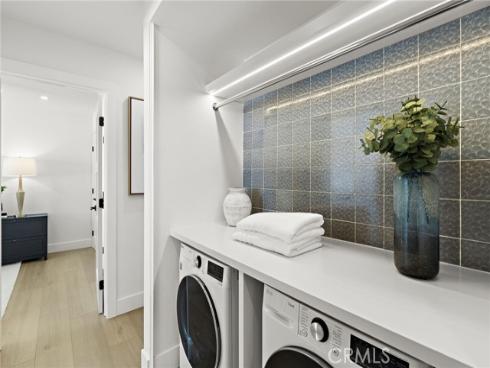 600 E Oceanfront 1A , Newport Beach, CA