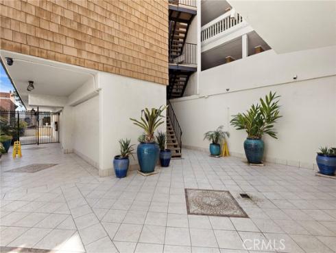 600 E Oceanfront 1A , Newport Beach, CA