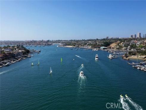 600 E Oceanfront 1A , Newport Beach, CA