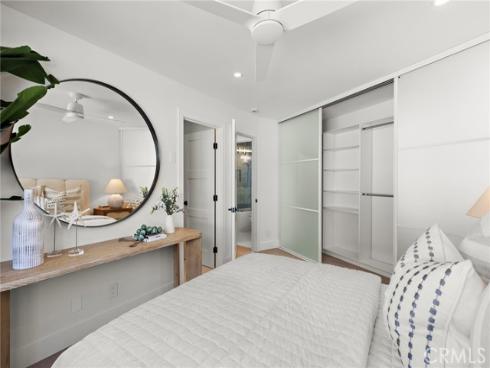 600 E Oceanfront 1A , Newport Beach, CA