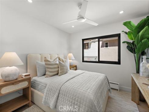 600 E Oceanfront 1A , Newport Beach, CA