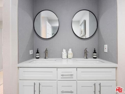 229 Villa Point Drive, Newport Beach, CA