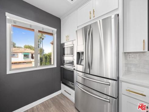 229 Villa Point Drive, Newport Beach, CA