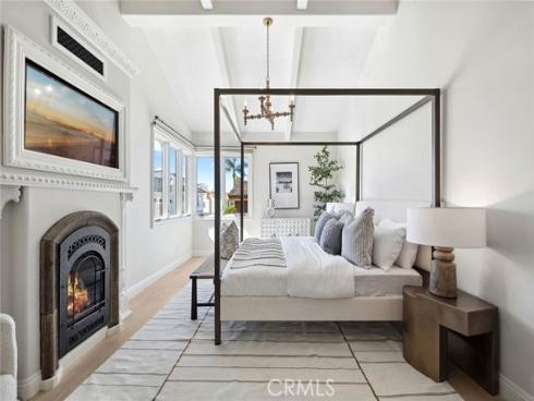 209 E. Bayfront , Newport Beach, CA