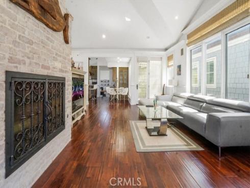 523 W Balboa Boulevard, Newport Beach, CA