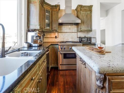 523 W Balboa Boulevard, Newport Beach, CA