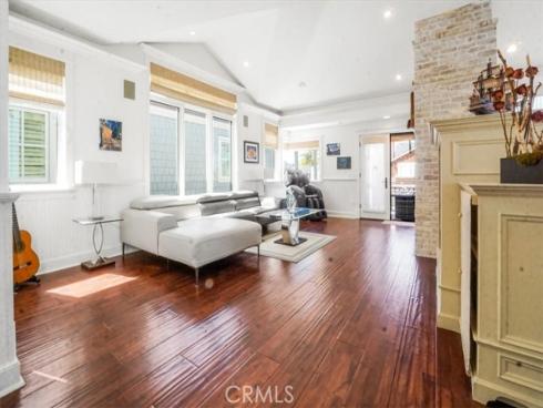 523 W Balboa Boulevard, Newport Beach, CA