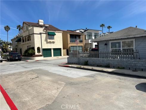 212 42nd Street, Newport Beach, CA