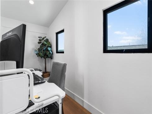 110 30th Street, Newport Beach, CA